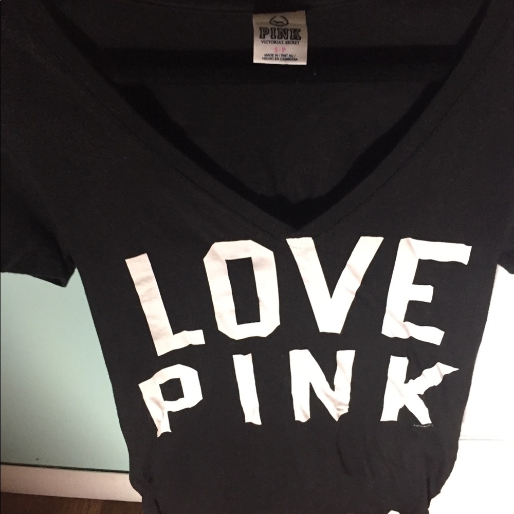 PINK Victoria’s Secret Black Graphic T-shirt Small